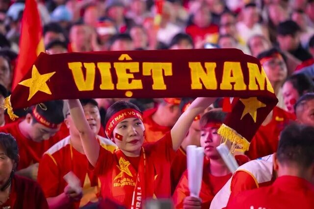 Nước mắt cổ động vi&ecirc;n khi U23 Việt Nam nhận thất bại cay đắng- Ảnh 56.