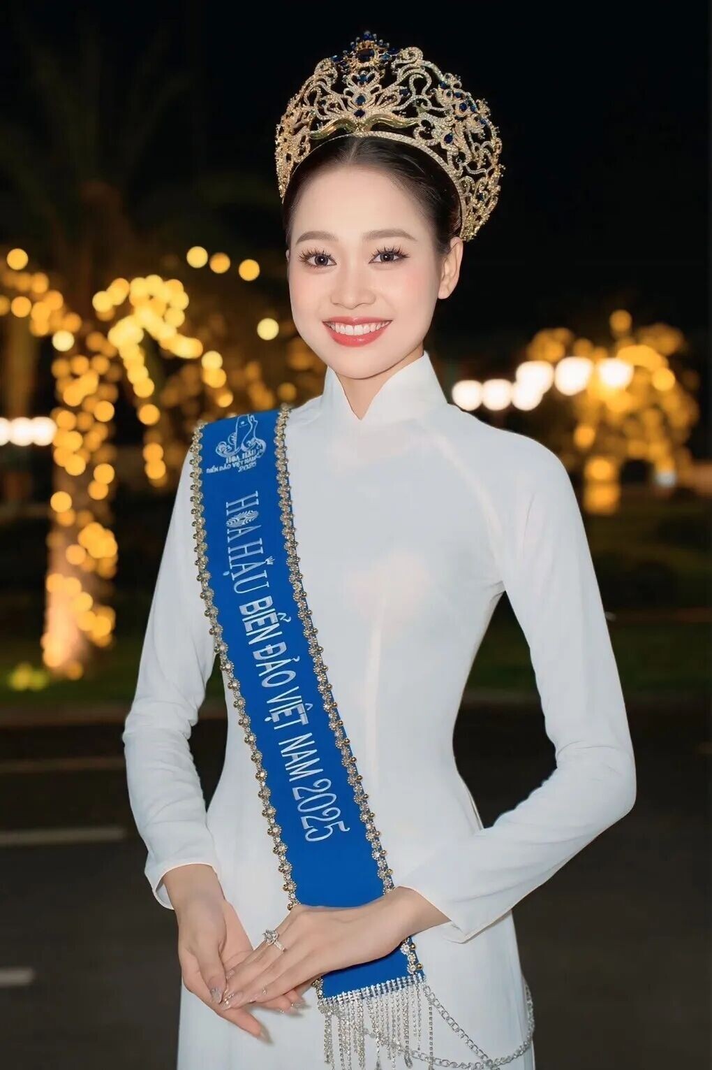 Hoa hậu Nguyễn Thị Mỹ Linh đ&oacute;n tuổi 21, cuộc sống thay đổi sau đăng quang - 1