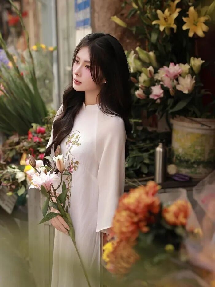 Năm vừa qua l&agrave; một năm kh&aacute; th&agrave;nh c&ocirc;ng nhưng cũng đầy thử th&aacute;ch với Quỳnh Alee. Việc li&ecirc;n tục l&agrave;m mới h&igrave;nh ảnh, từ phong c&aacute;ch quyến rũ, năng động đến dịu d&agrave;ng, đằm thắm cho thấy sự trưởng th&agrave;nh v&agrave; đa dạng trong phong c&aacute;ch của c&ocirc; n&agrave;ng. (Ảnh: IGNV)