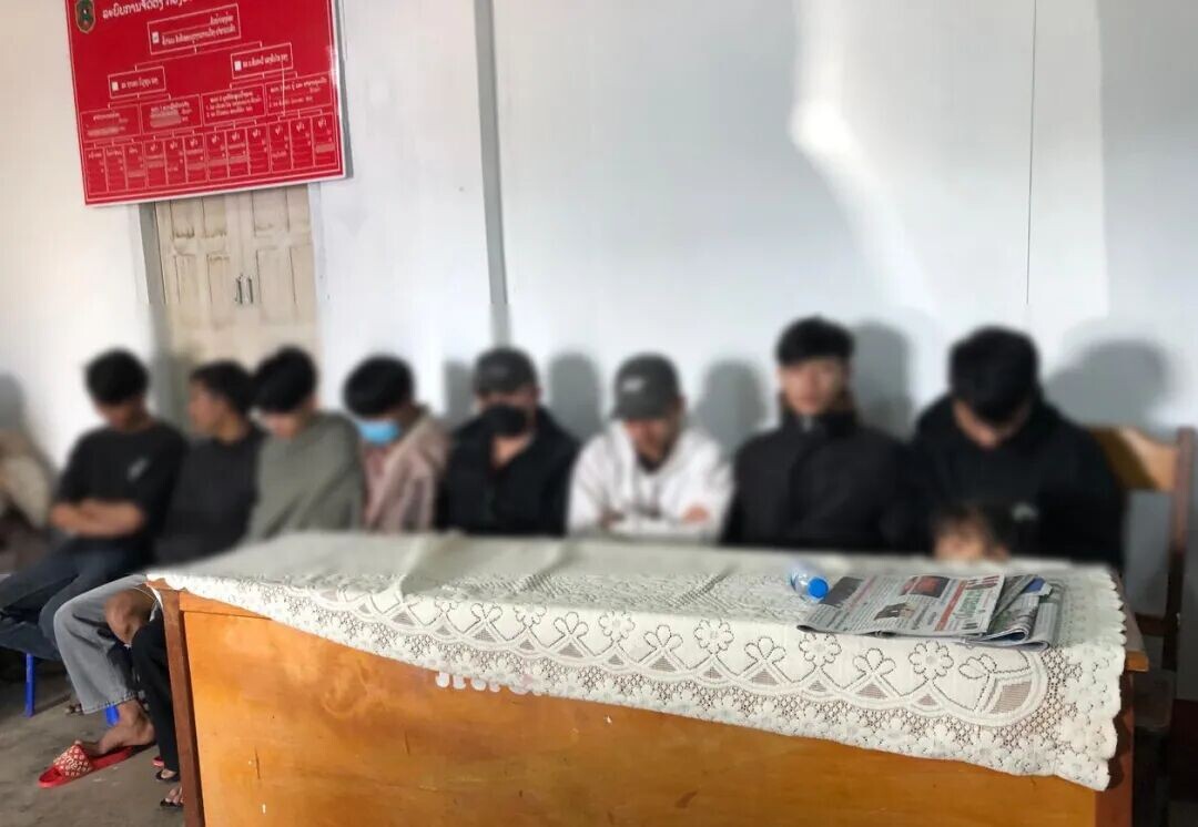 可能是包含下列内容的图片：一人或多人、一群人在学习、国际象棋和文字