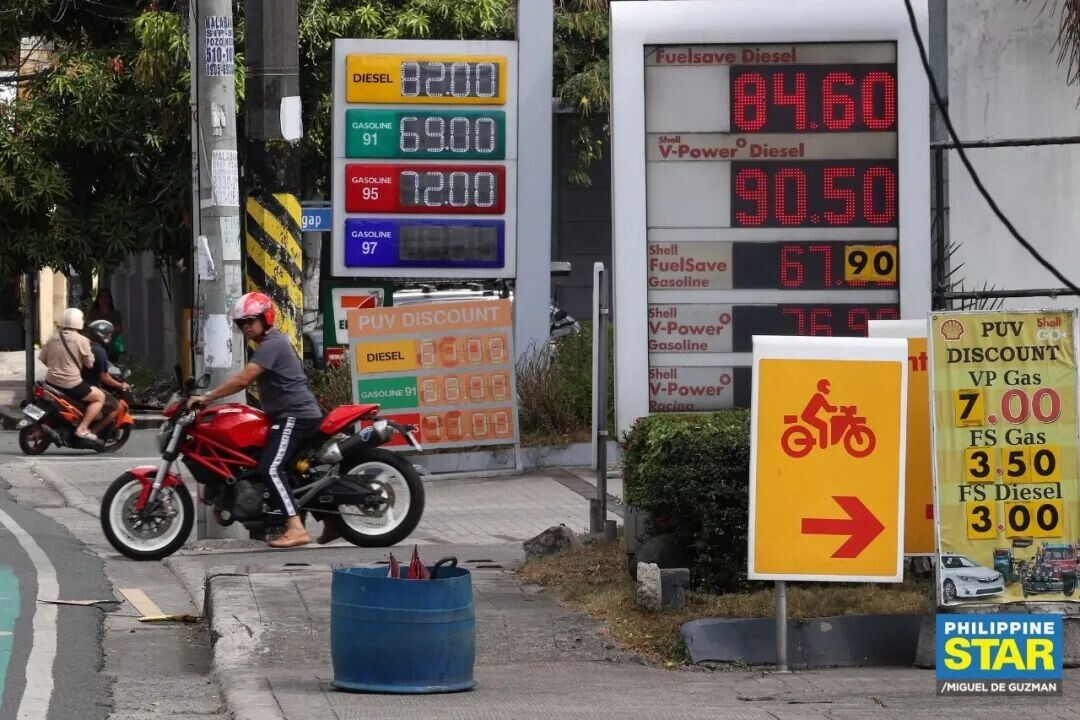 Government to release P21 billion to cushion rising prices