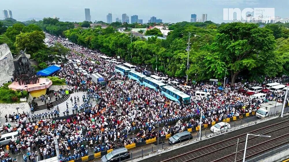 EDSA 主要路线因基督教堂集会而受阻