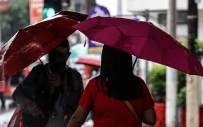 <p><strong>GOV'T ON ALERT.</strong> Pedestrians brave continuous rain along a street in Quezon City on Wednesday (Aug. 5, 2026) as the southwest monsoon, enhanced by Tropical Depression Maymay, continues to affect parts of the country. Palace Press Officer Claire Castro on Thursday (Aug. 6) said President Ferdinand R. Marcos Jr. directed government agencies to ensure the safety of residents in affected areas and maintain a high state of preparedness amid the inclement weather. <em>(PNA photo by Joan Bondoc)</em></p>