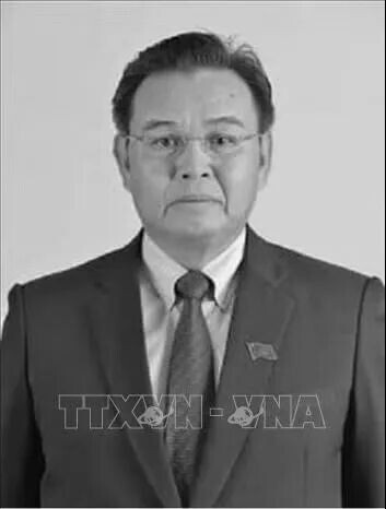 老挝国会主席赛宋蓬&middot;丰威汉逝世。