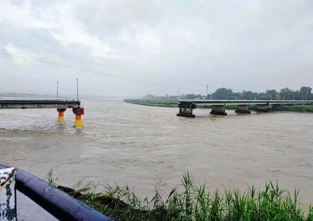 Tarlac declares state of calamity as floods wreck 2 bridges