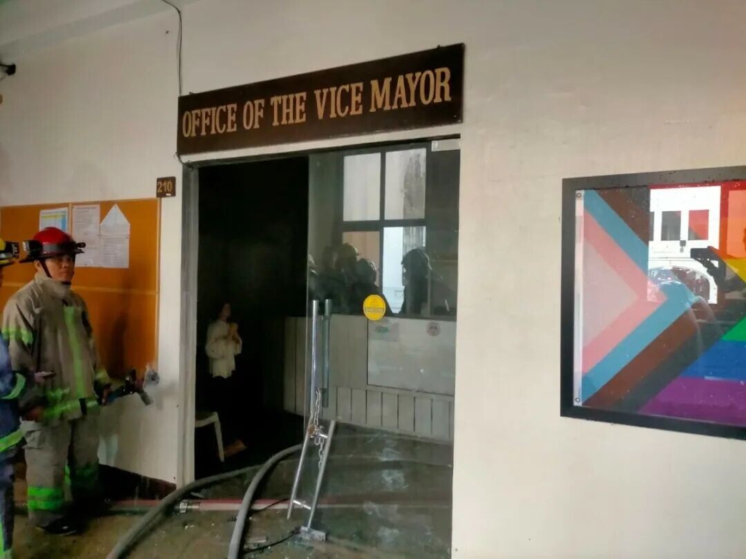 Firefighters responded to a fire that broke out at the Office of the Vice Mayor on the second floor of Manila City Hall in Ermita, Manila, early Wednesday, Sept. 2. The incident prompted occupants to evacuate the building. (Photo courtesy of Manila PIO)