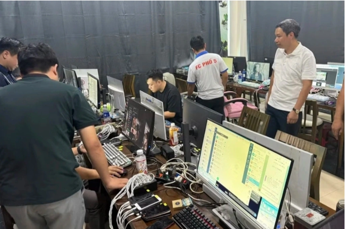 越南“AI直播投资”骗局曝光，号称看视频30秒就能“自动赚钱”！数万人上当，涉案金额达4040亿盾
